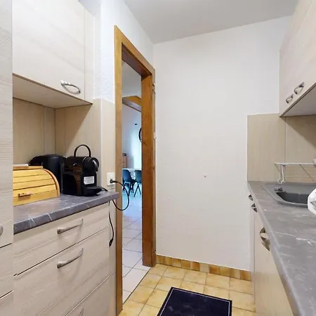 Beautiful 2 Bedrooms Apartment, Perfectly Located In Apartment
